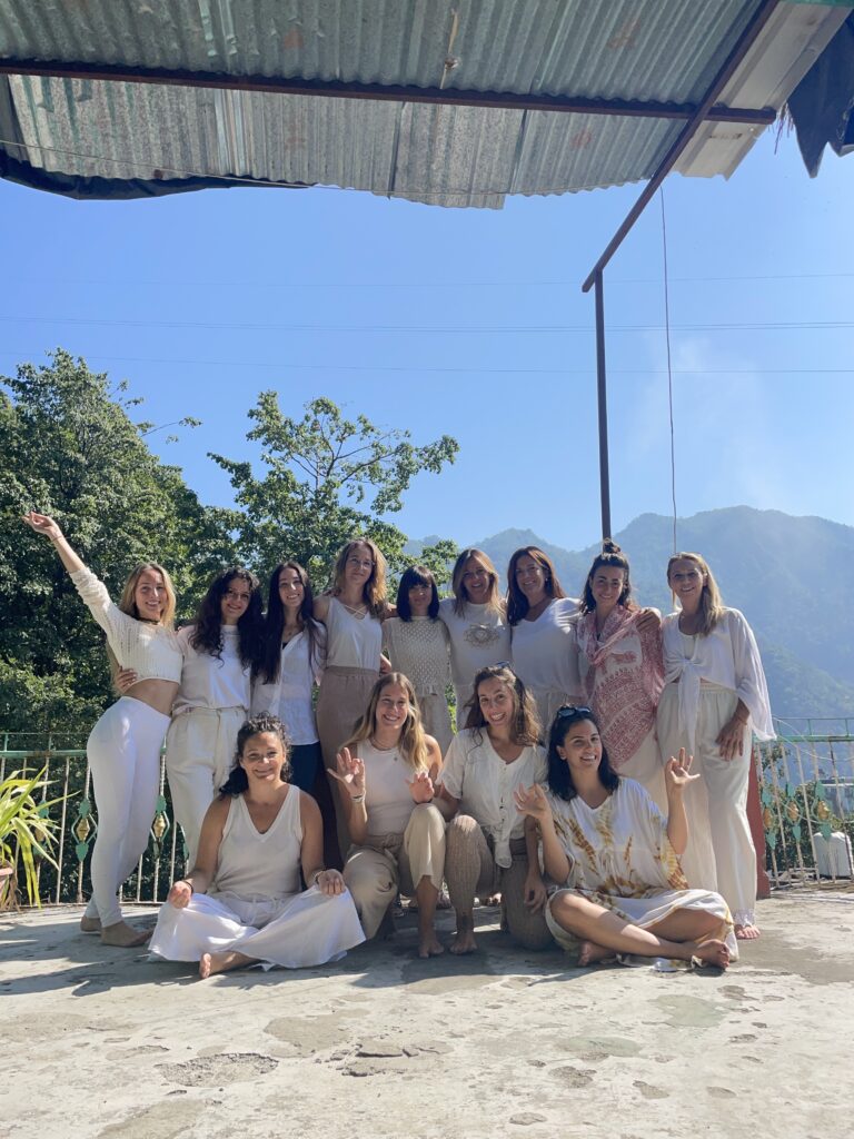 retiro de yoga en india 2026